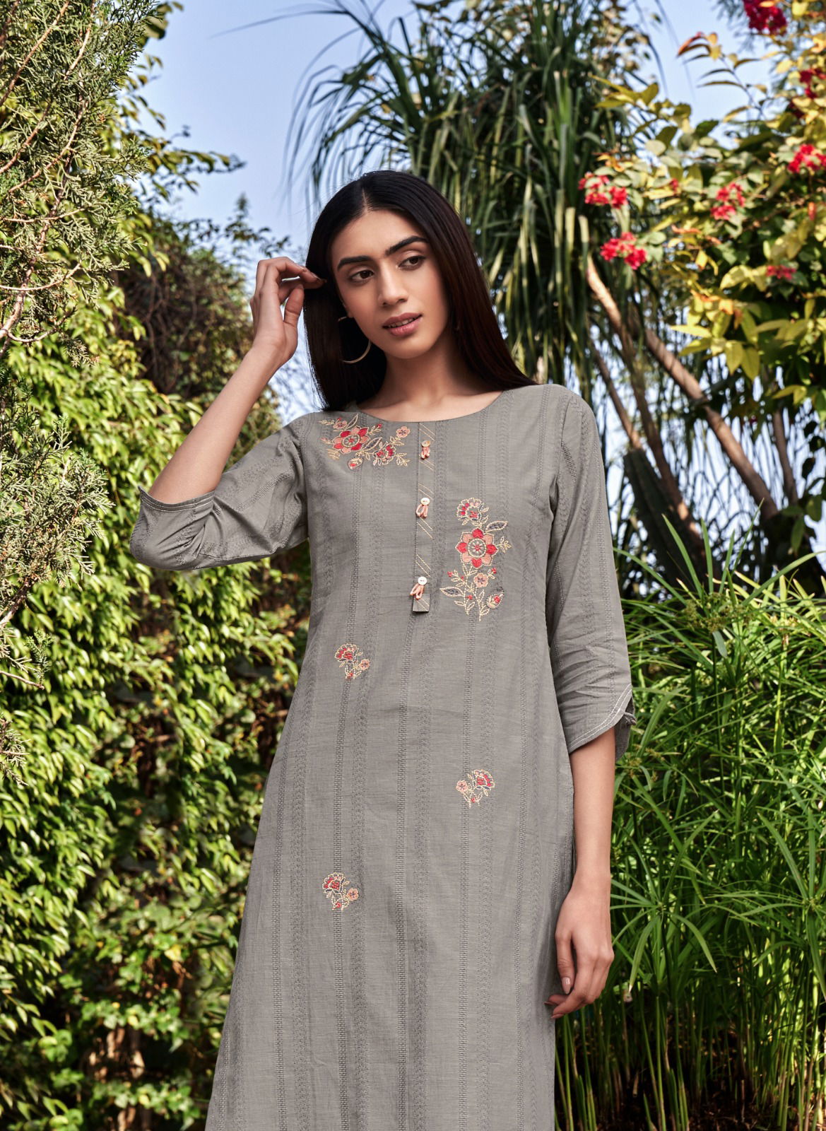 Four Buttons Tarz Fb3121-Fb3126 Wholesale Cotton Kurtis Catalog